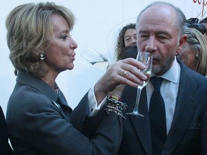 rato y esperanza brindando por el éxito